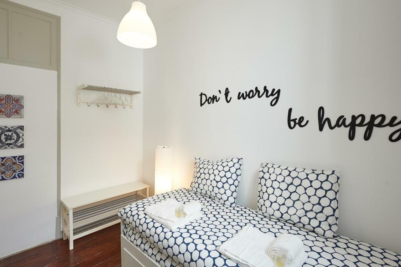 Love Inn Bairro Alto 리스본 외부 사진