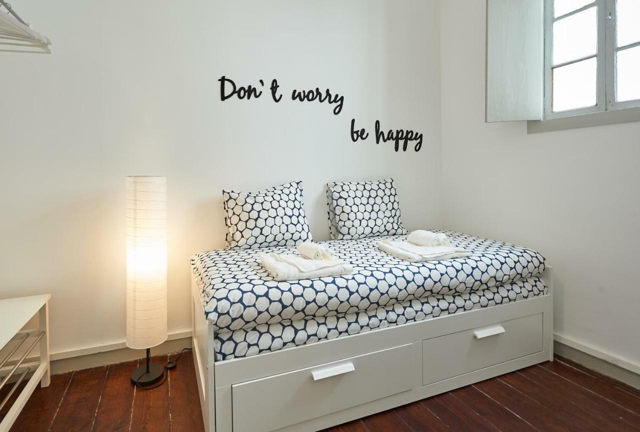 Love Inn Bairro Alto 리스본 외부 사진