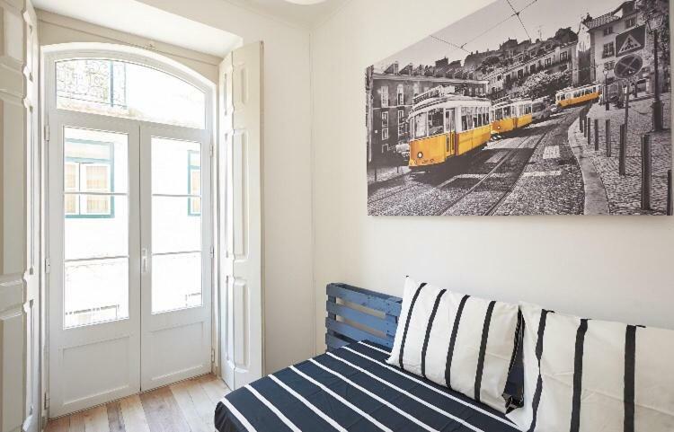 Love Inn Bairro Alto 리스본 외부 사진